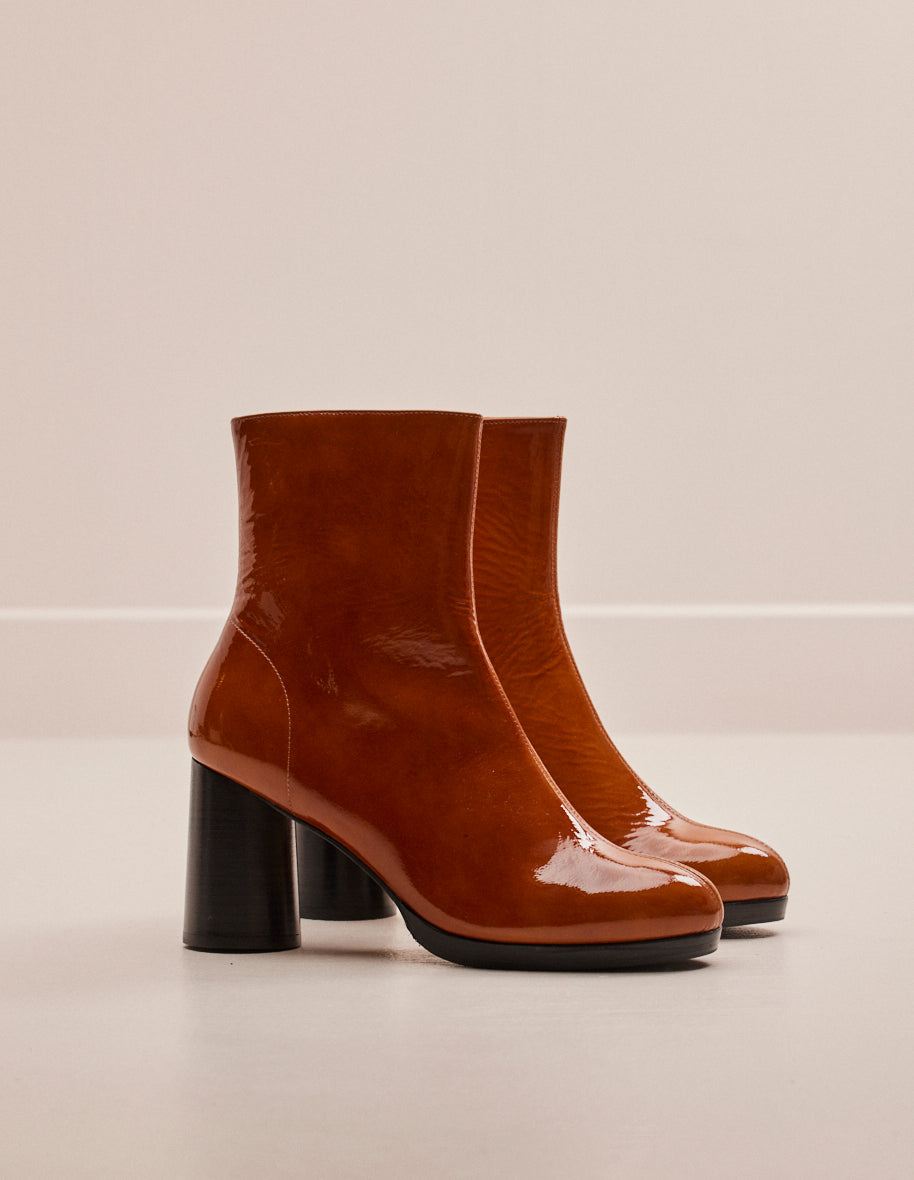 Bottines a talons Serena Cuir plisse verni cognac