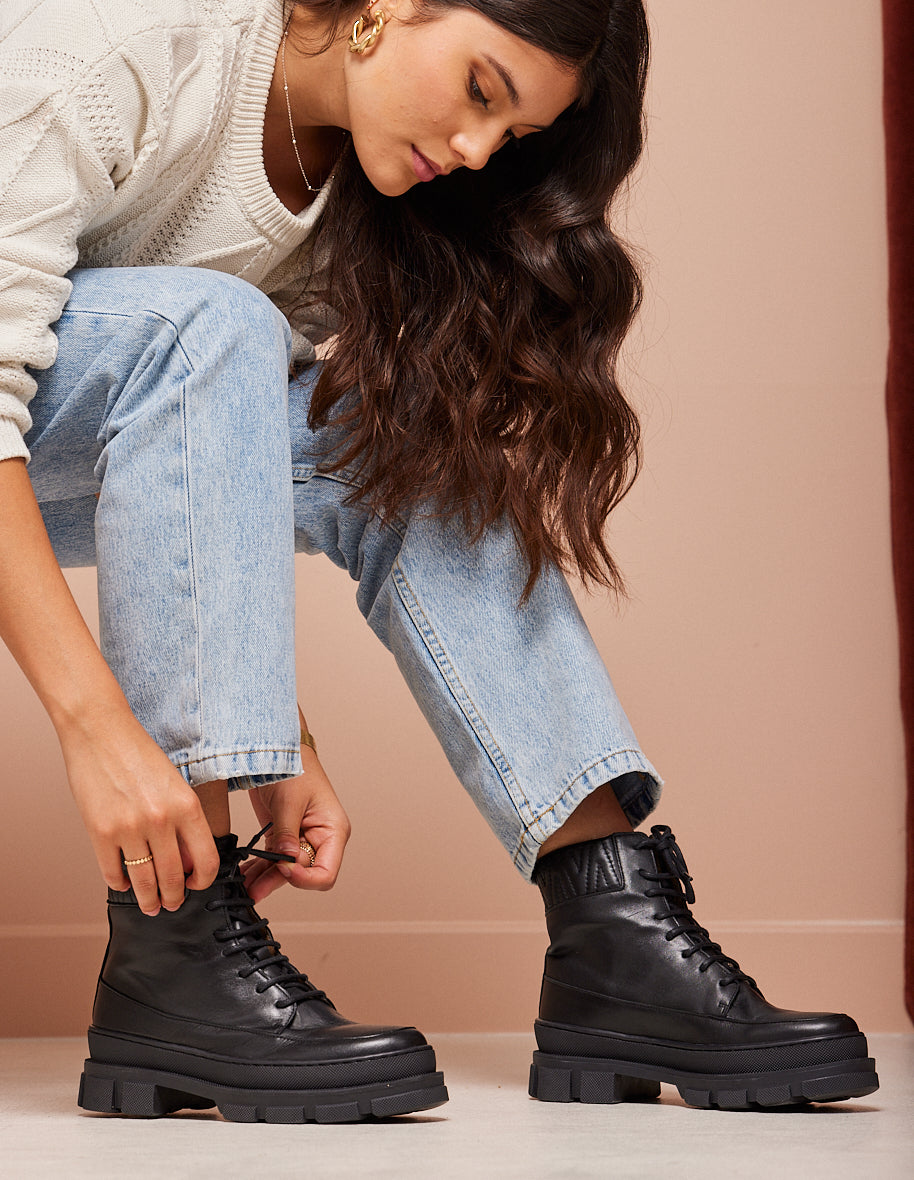 Lace-up boots Estelle - Black leather