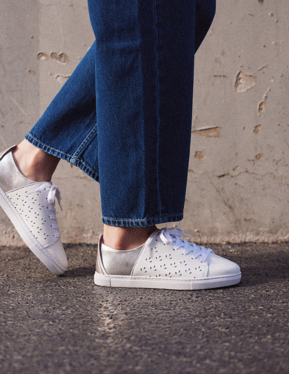 Low-top trainers Renée openwork -  White and silver