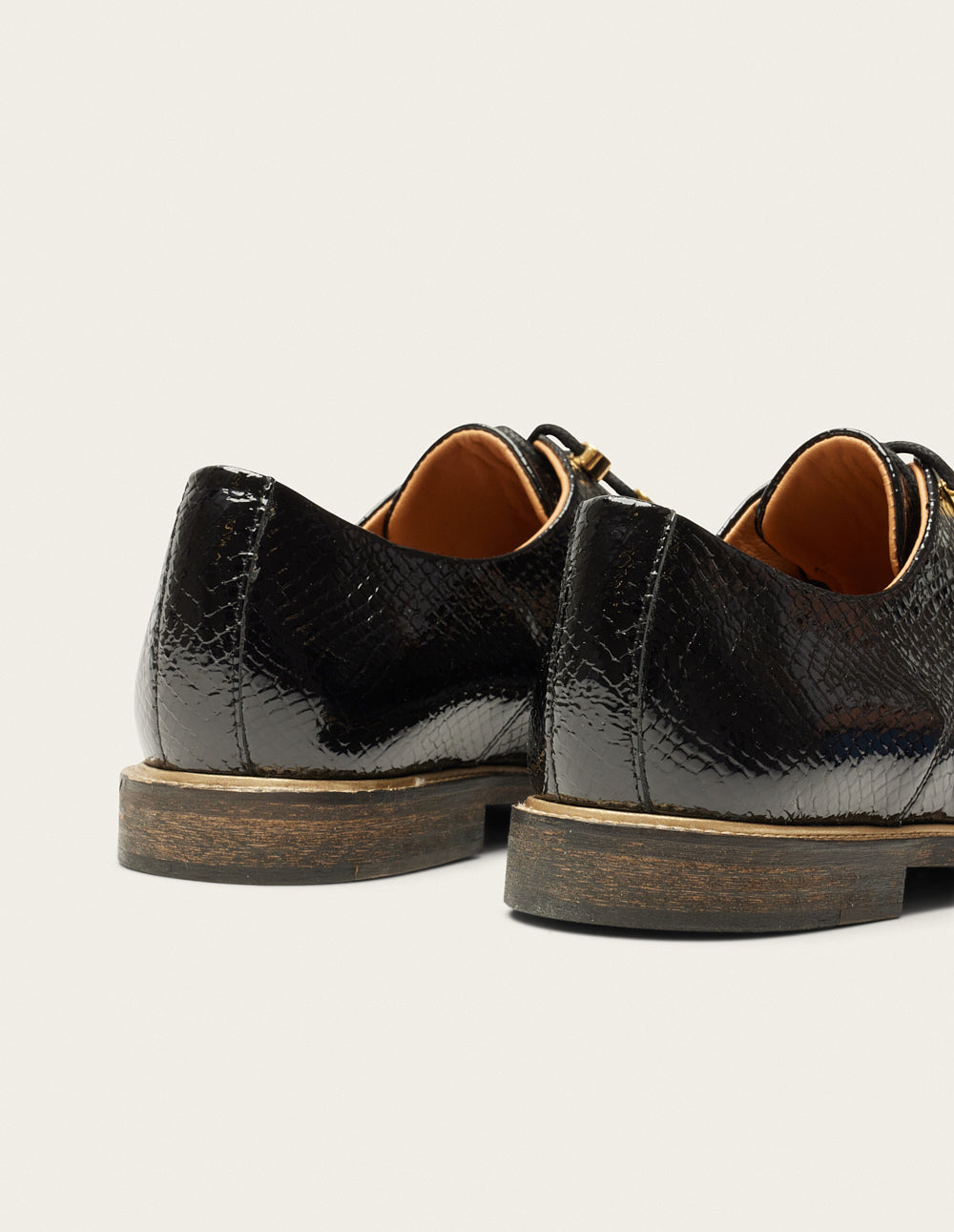 Derbies Denise - Black patent python leather