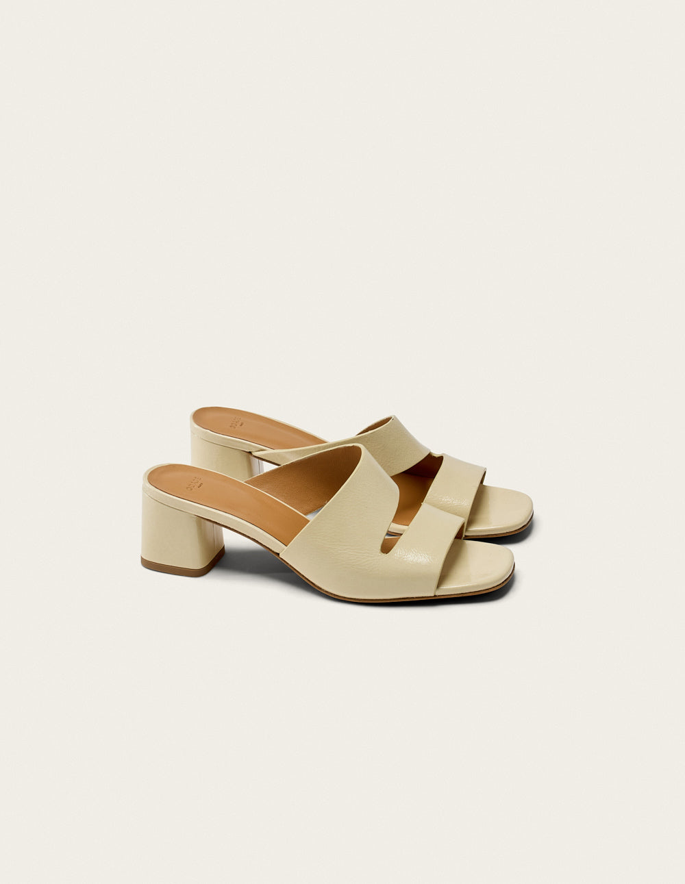 Fika Mules - Ecru Pleated Leather