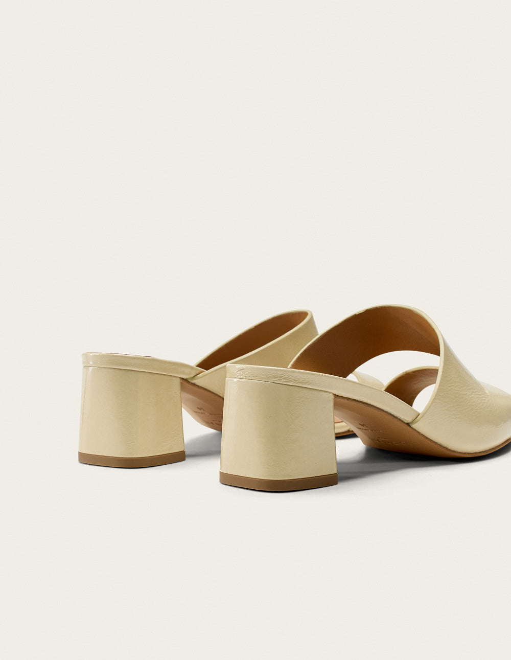 Fika Mules - Ecru Pleated Leather