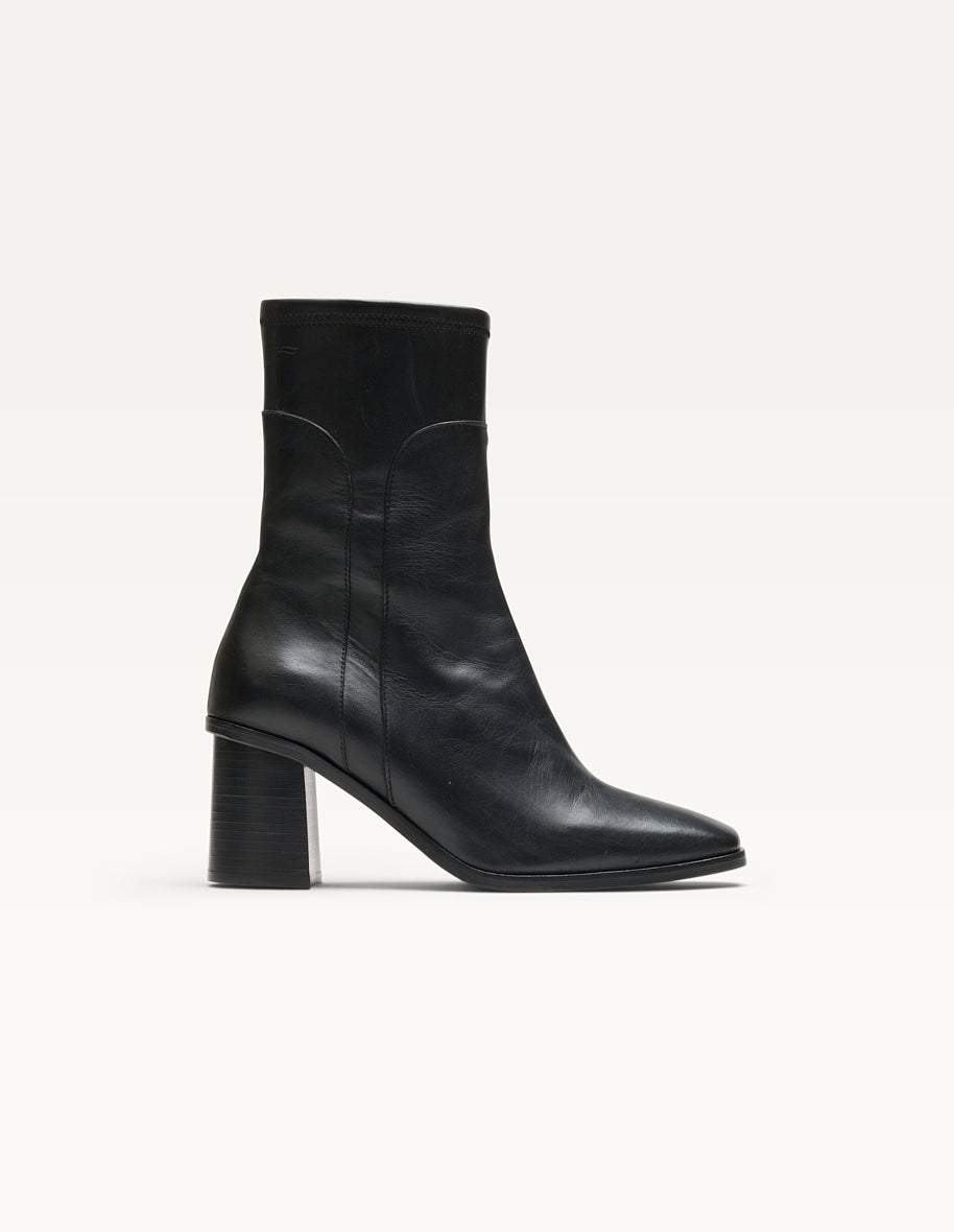 Heeled boots Frida - Black leather