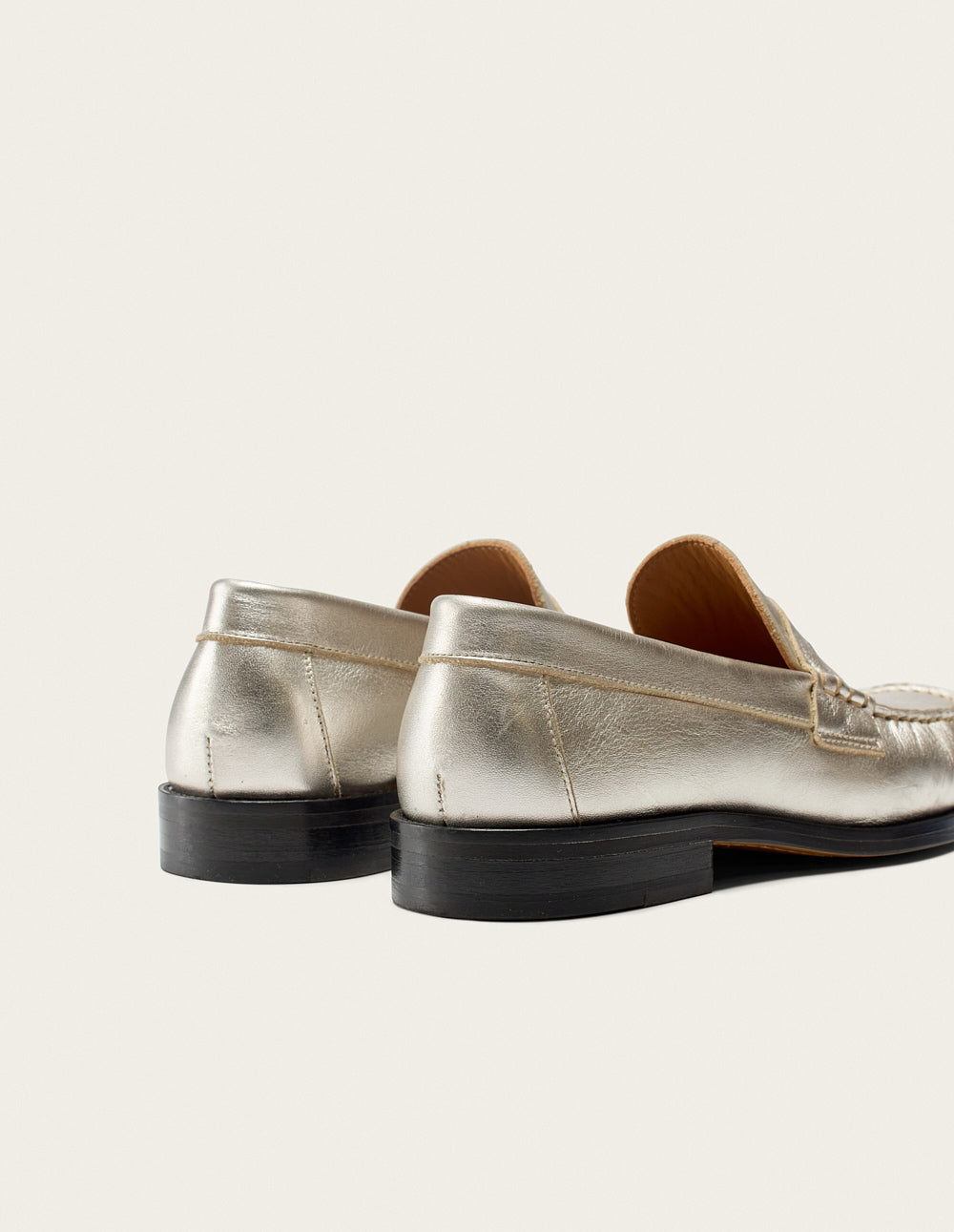 Halley Loafers - Silver Pleated leather