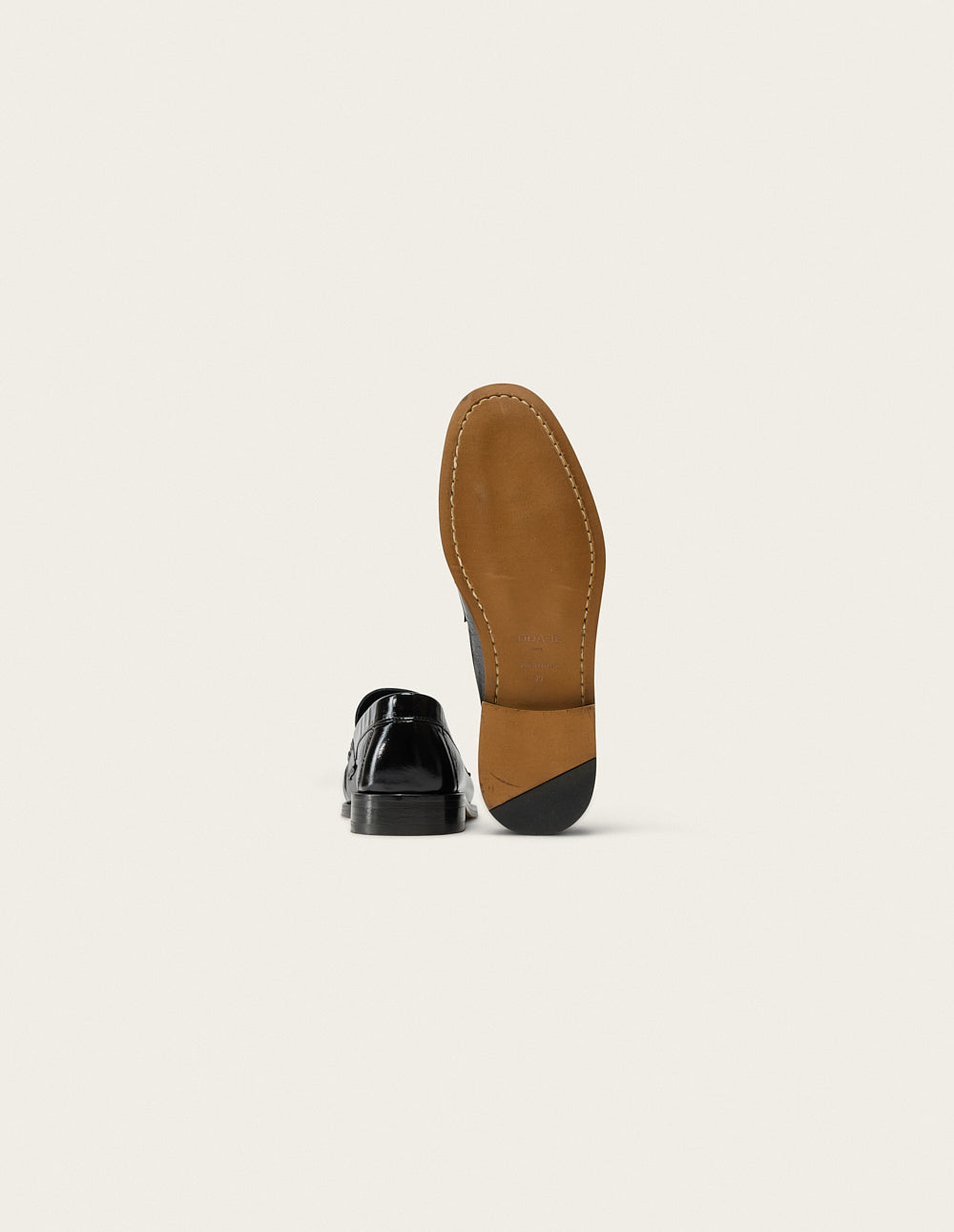 Halley Loafers - Black Pleated leather