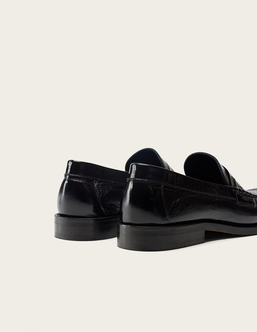 Halley Loafers - Black Pleated leather