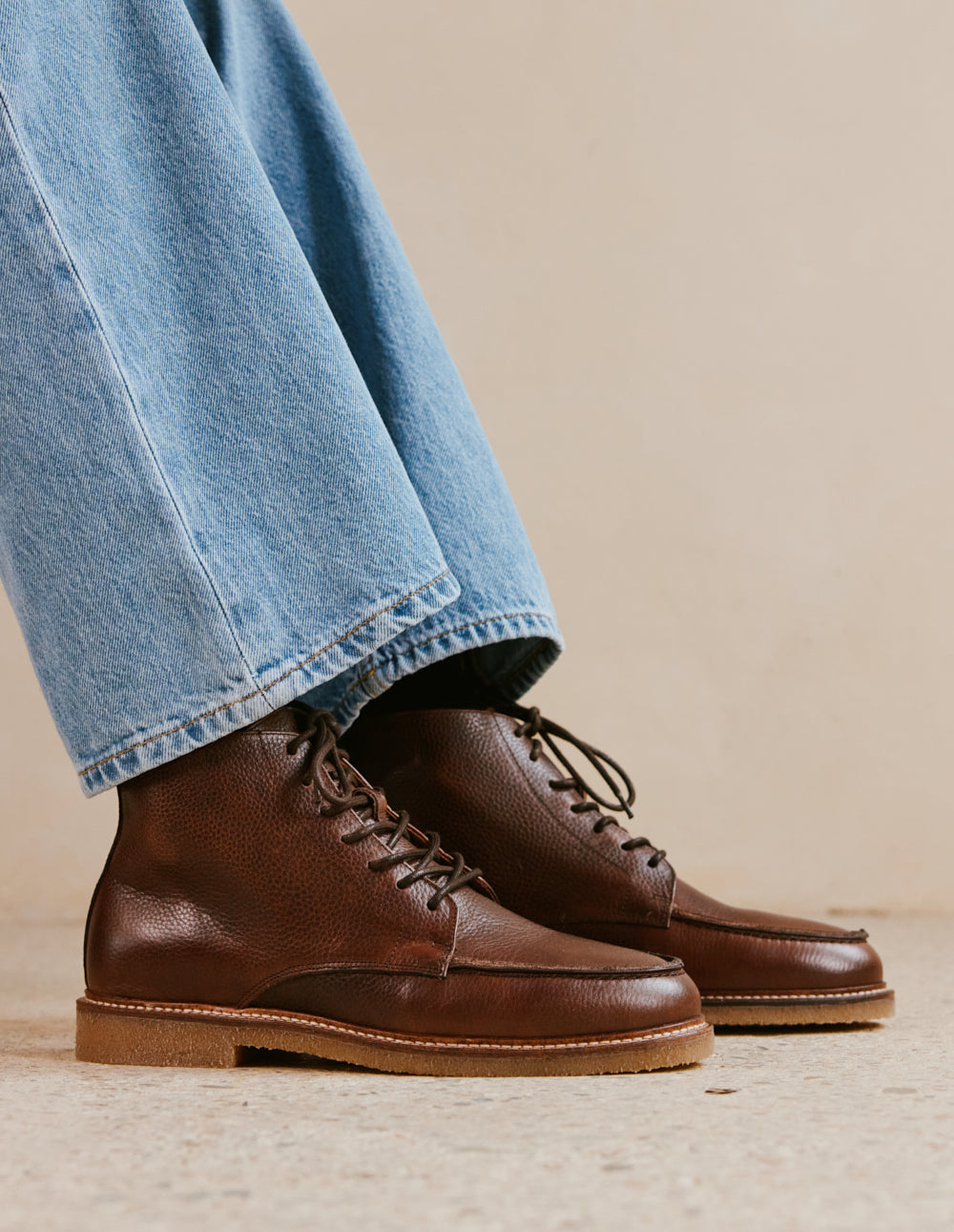 Boots Hugo - Brown grained pull-up leather