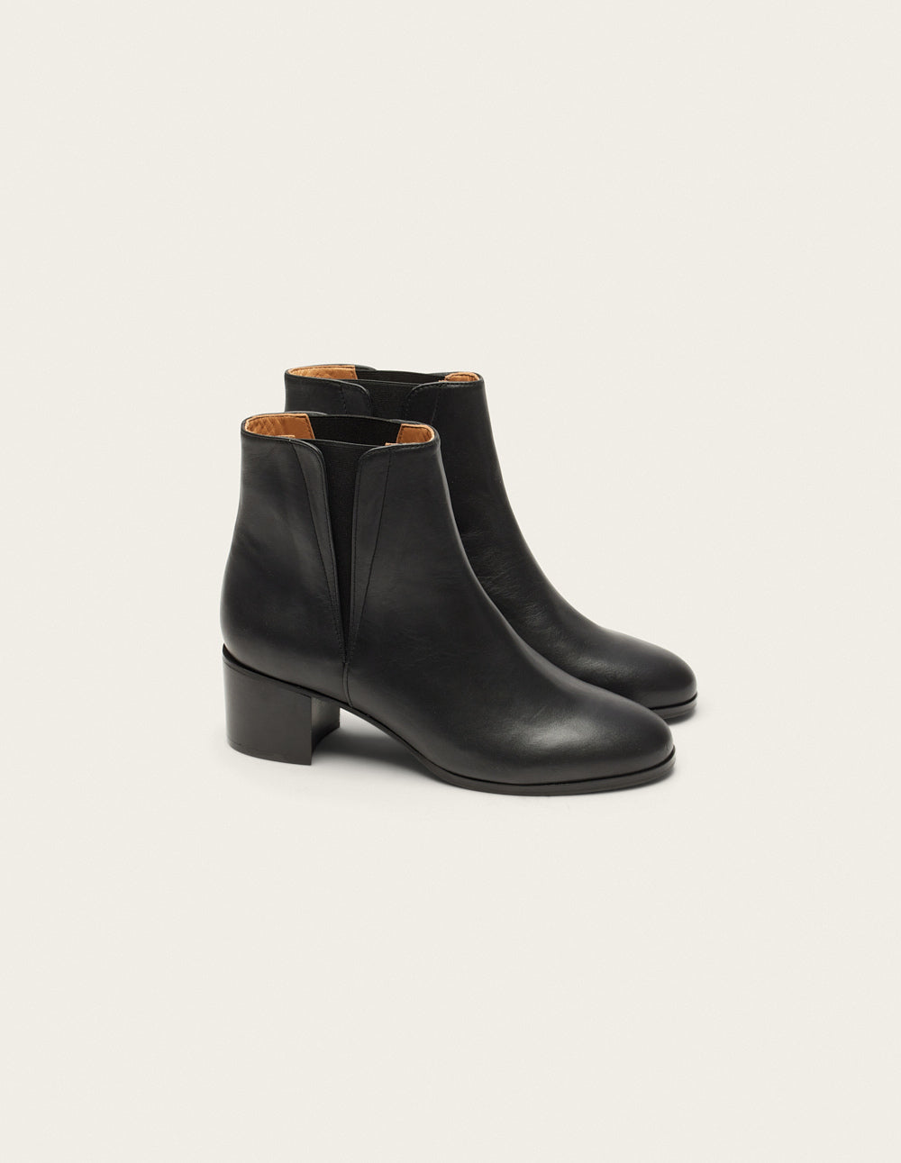 Heeled ankle boots Jeanne M - Black leather