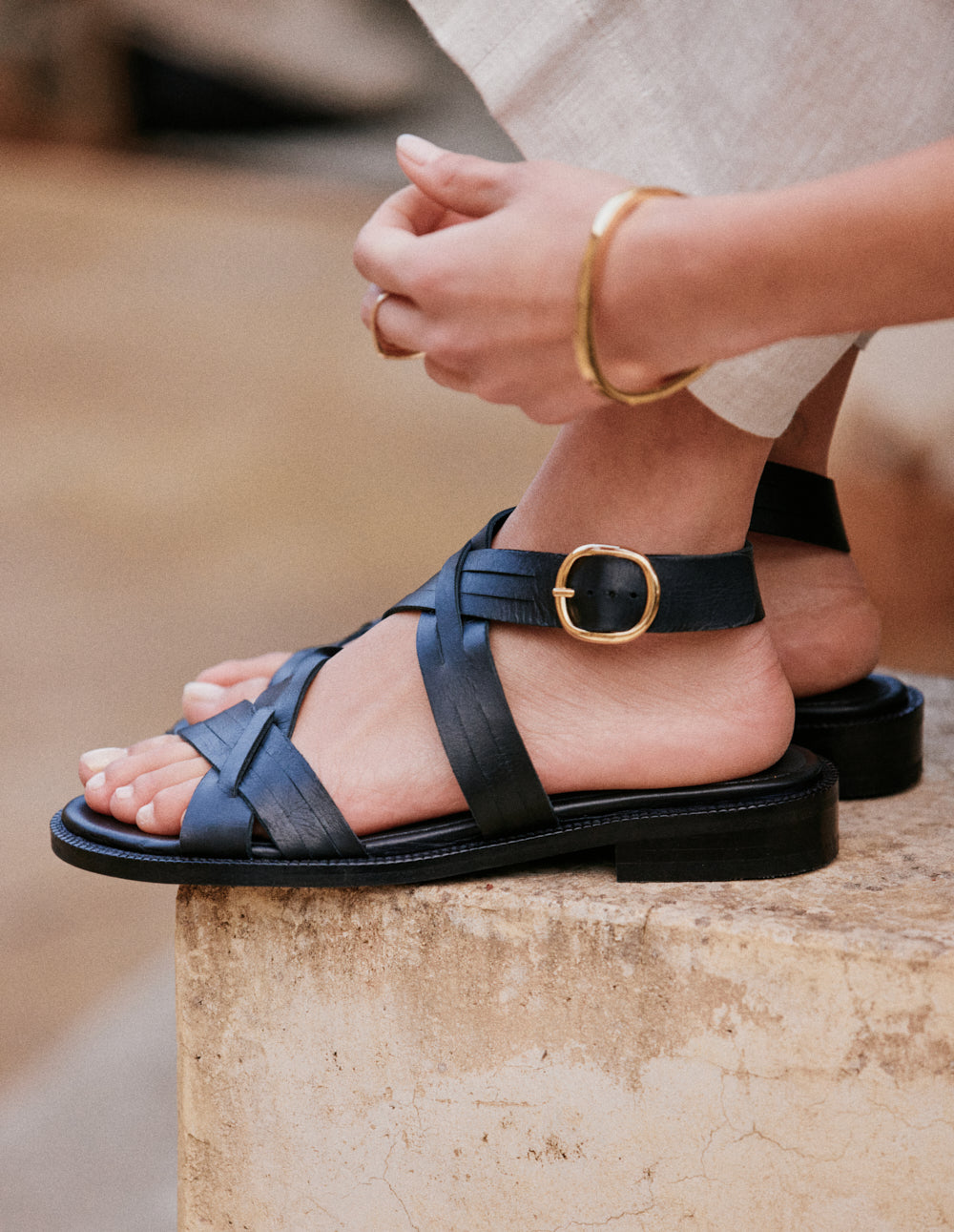 Pinti Sandals - Black Leather