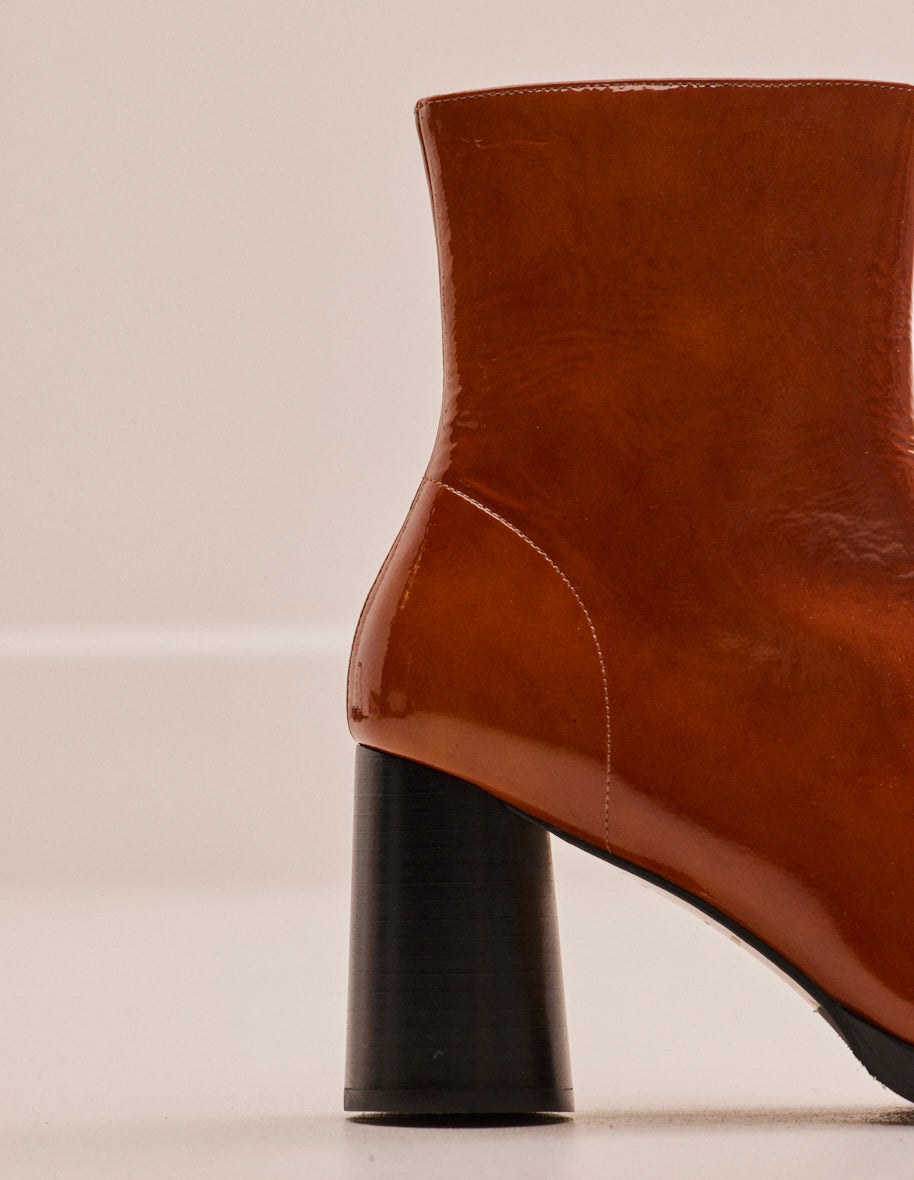 Bottines à talons Serena - Cuir plissé verni cognac