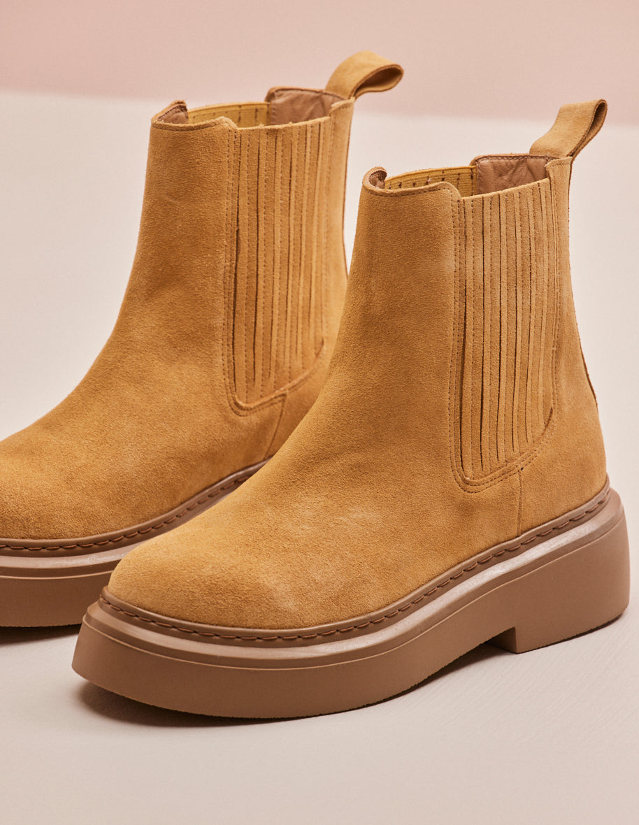 Bottines femme chelsea boots en suede sable Tiphanie